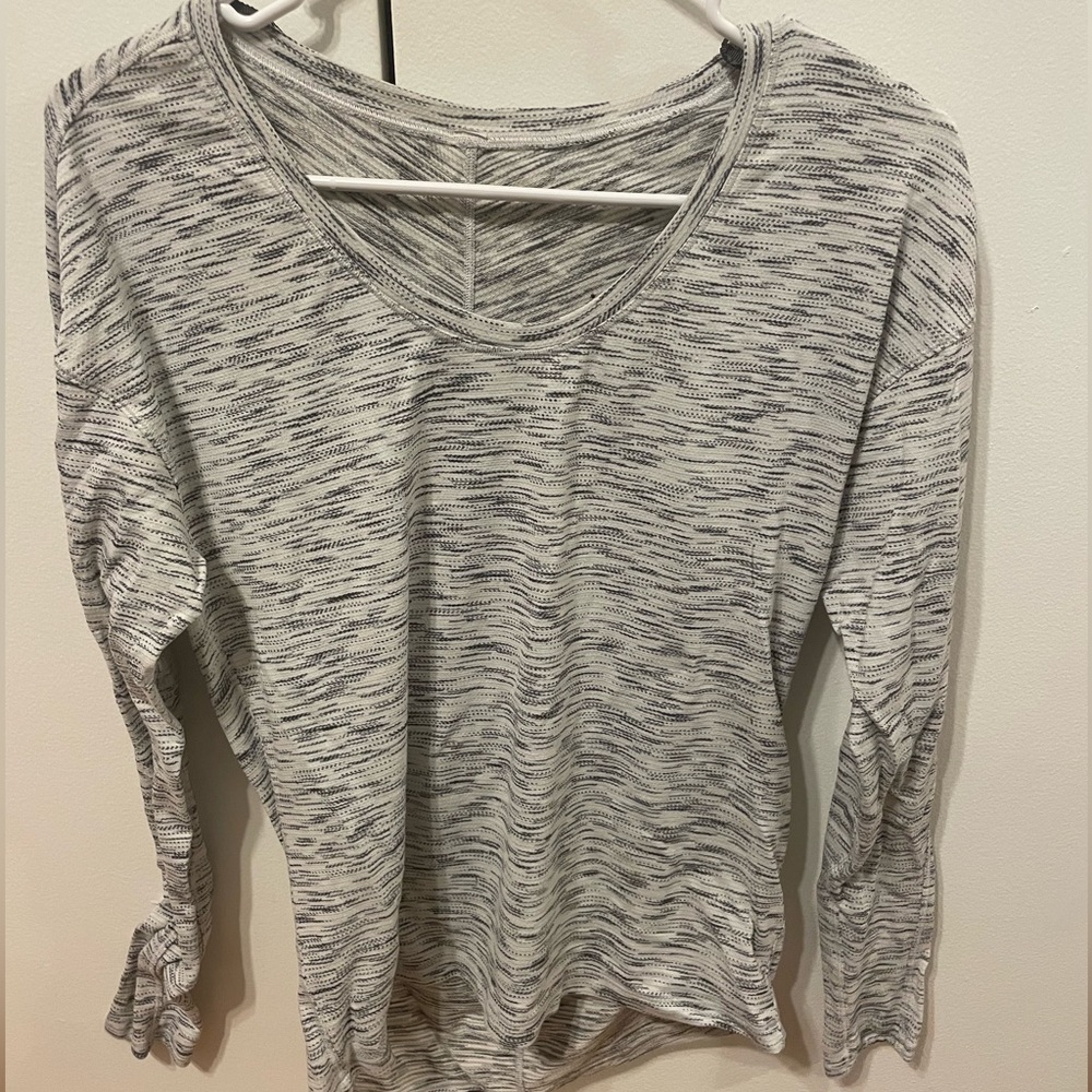 Long sleeve workout shirt,  size s NWOT